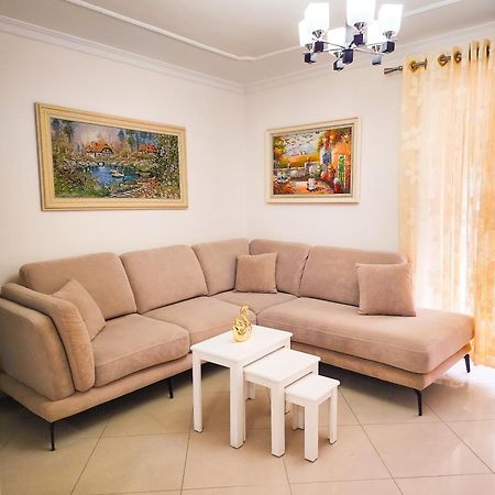 טיראנה Apartment Sweet New Pazar מראה חיצוני תמונה